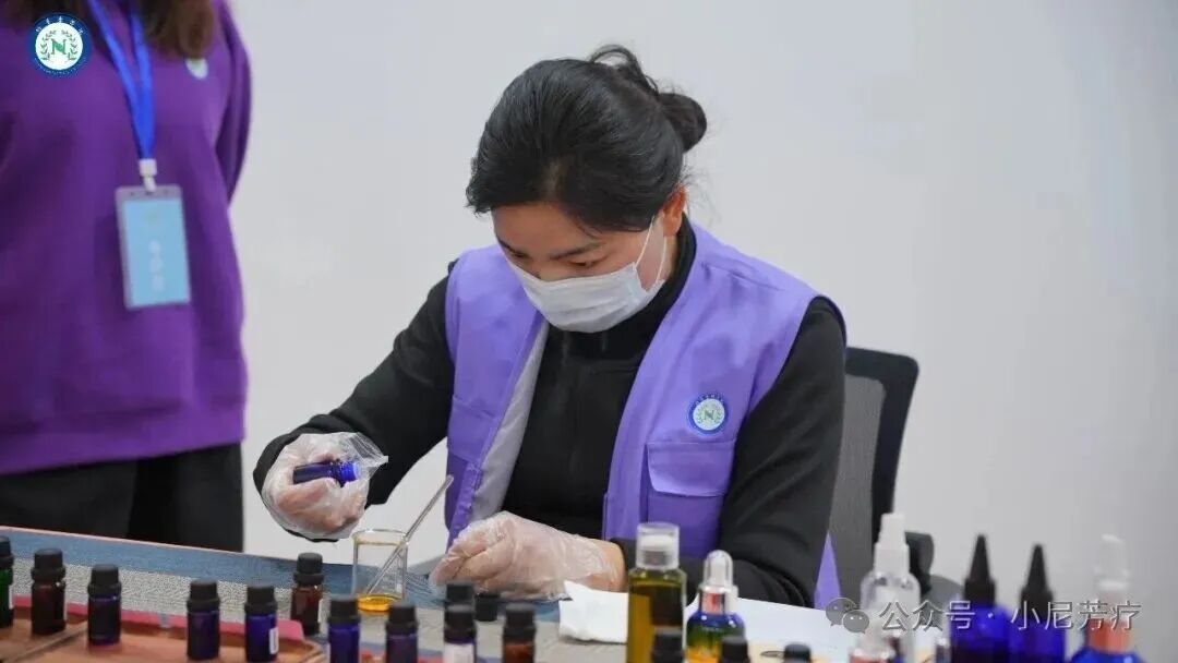 人社部认证 ｜ 精油疗愈师2026年首批专项职业能力培训计划正式启动！