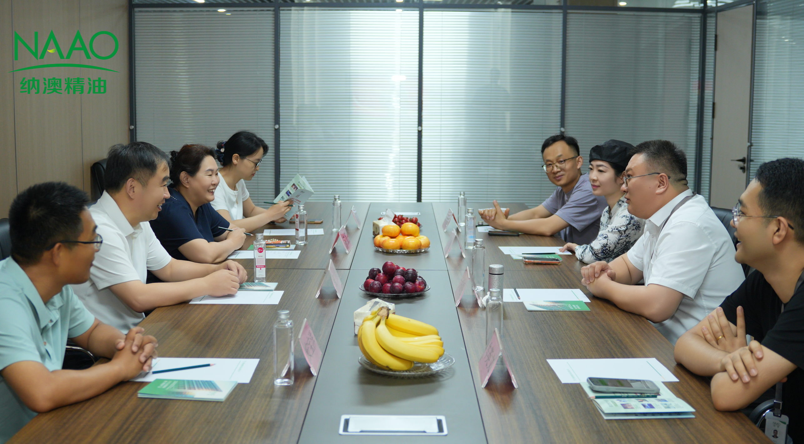 校企聚力话初心 薪火相传迎华诞｜山东农业大学领导莅临纳澳精油集团参观指导！
